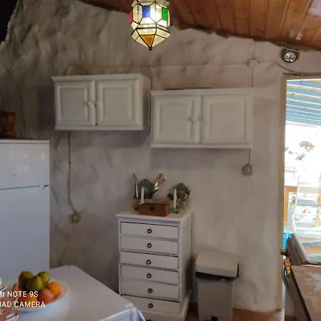 Casa Cueva El Pozo Calcosas * Pozo de las Calcosas